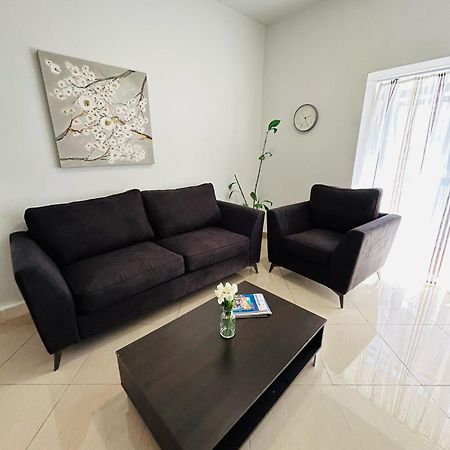 Island Breeze Apartment Saint Julian's Exterior photo